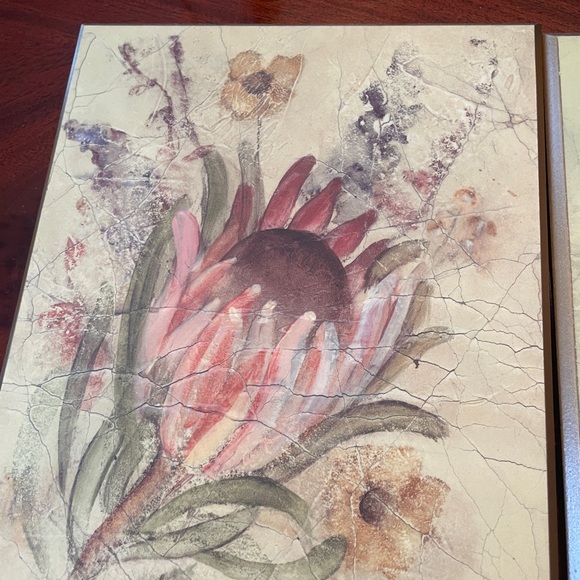 Beautiful botanical flower picture wall art with gold trim- 4 tiles - Picture 4 of 6